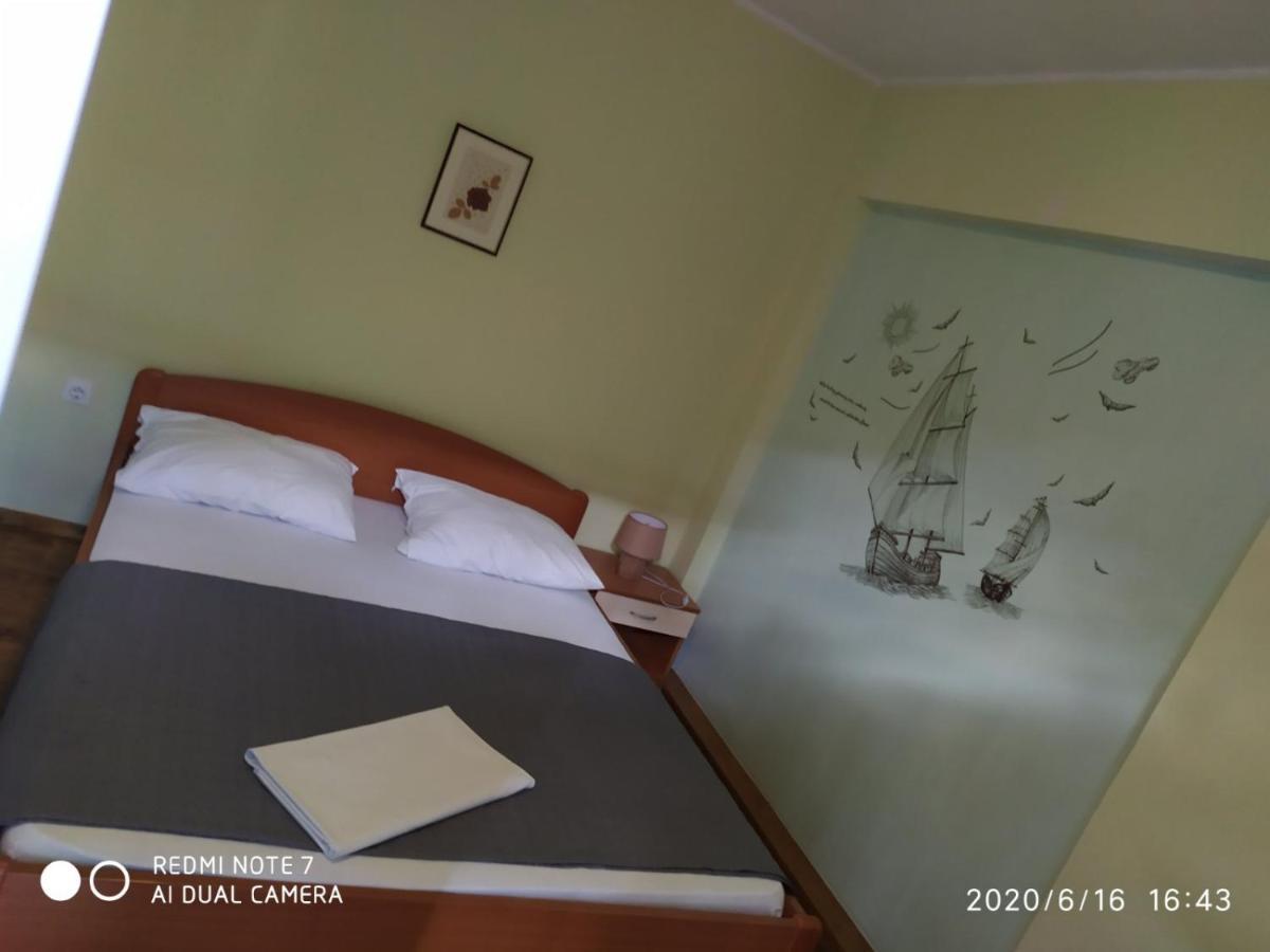 Apartman Ena Водице Екстер'єр фото