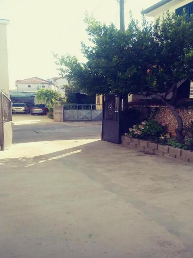 Apartman Ena Водице Екстер'єр фото